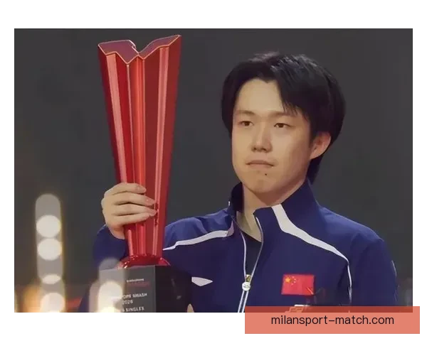 王楚钦累倒双手撑地感言观众托举自己全力拼搏再度冲击荣耀